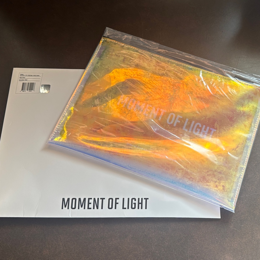NWOT - Moment of Light Iridescent Cosmetic Pouch - Yellow/Iridescent